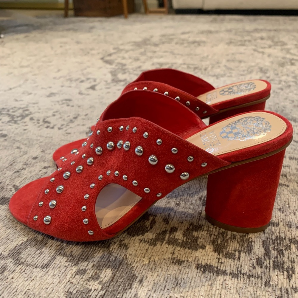 NEW Vince Camuto red heels